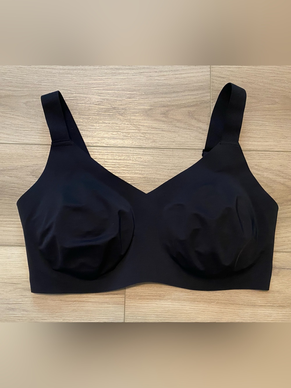 Knix Revolution V-Neck Wide Bra Size 6+
